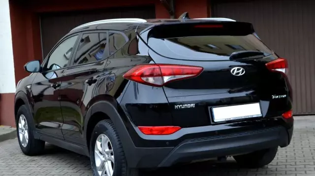 HYUNDAI Tucson 