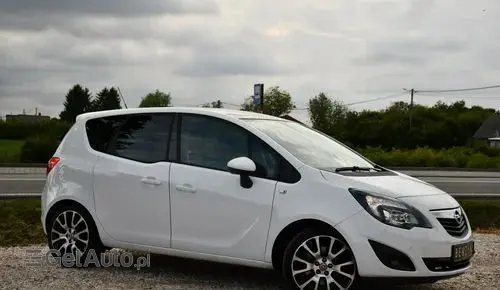OPEL Meriva 