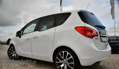 OPEL Meriva 