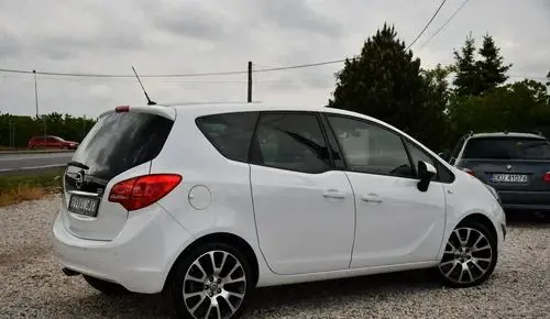 OPEL Meriva 