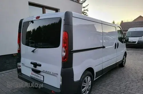 OPEL Vivaro 
