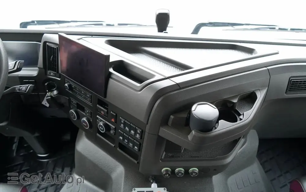 VOLVO FMX 460 / 8x4 / GRUSZKA 9m3 / BETONOMIESZARKA / SCHWING STETTER / 9 M3 / I-SHIFT/ ALUFELGI / EURO 6 