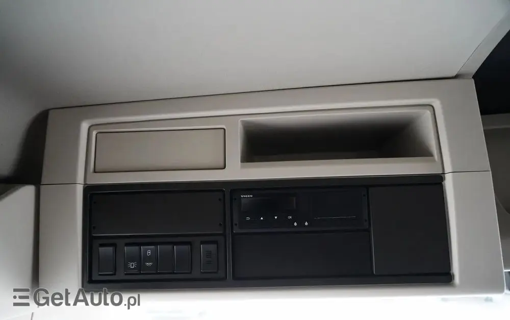 VOLVO FMX 460 / 8x4 / GRUSZKA 9m3 / BETONOMIESZARKA / SCHWING STETTER / 9 M3 / I-SHIFT/ ALUFELGI / EURO 6 