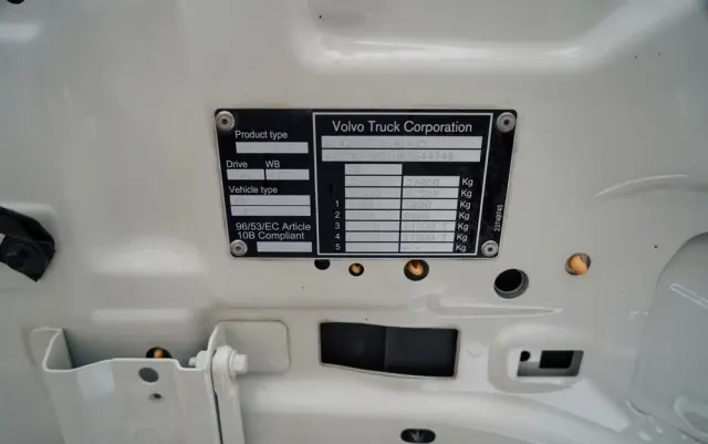 VOLVO FMX 460 / 8x4 / GRUSZKA 9m3 / BETONOMIESZARKA / SCHWING STETTER / 9 M3 / I-SHIFT/ ALUFELGI / EURO 6 