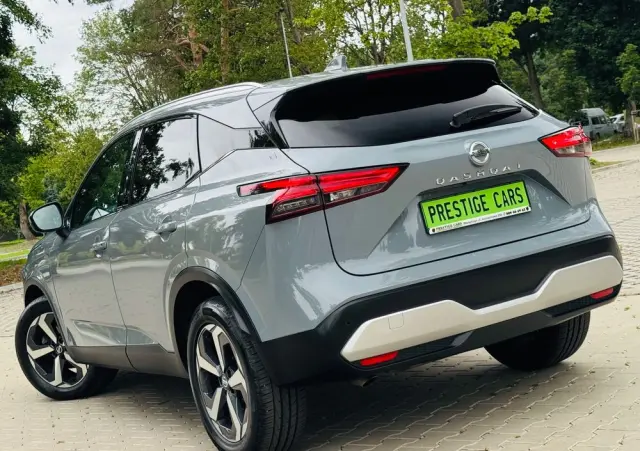 NISSAN Qashqai 1.3 DIG-T Tekna DCT