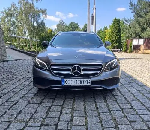 MERCEDES-BENZ Klasa E 