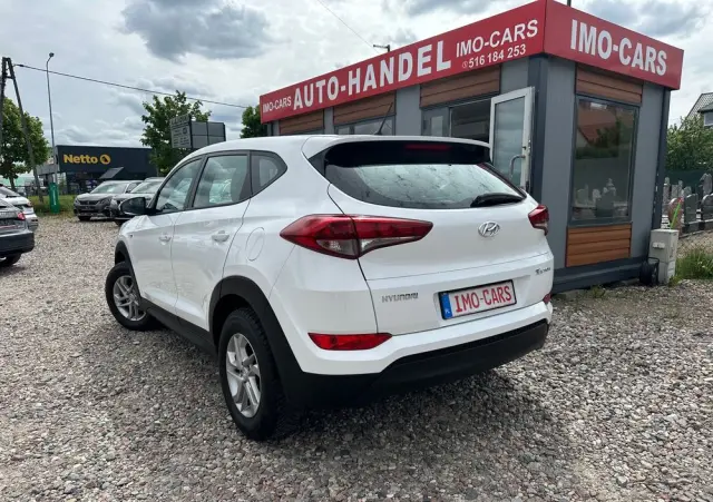 HYUNDAI Tucson 