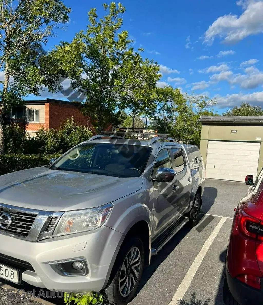 NISSAN Navara 
