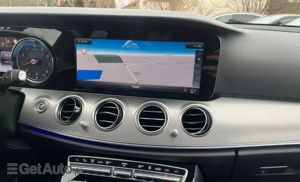 MERCEDES-BENZ Klasa E 