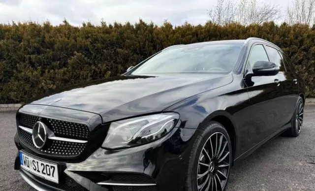 MERCEDES-BENZ Klasa E 