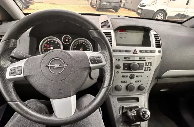 OPEL Zafira 