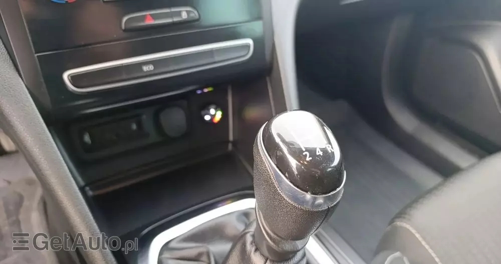 RENAULT Megane 1.6 SCe Limited