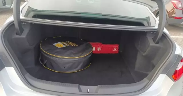 RENAULT Megane 1.6 SCe Limited