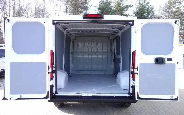 FIAT Ducato 2.3 MJT 140 KM L2H1 Klima Webasto Kamera 