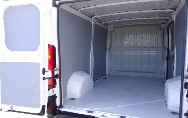 FIAT Ducato 2.3 MJT 140 KM L2H1 Klima Webasto Kamera 