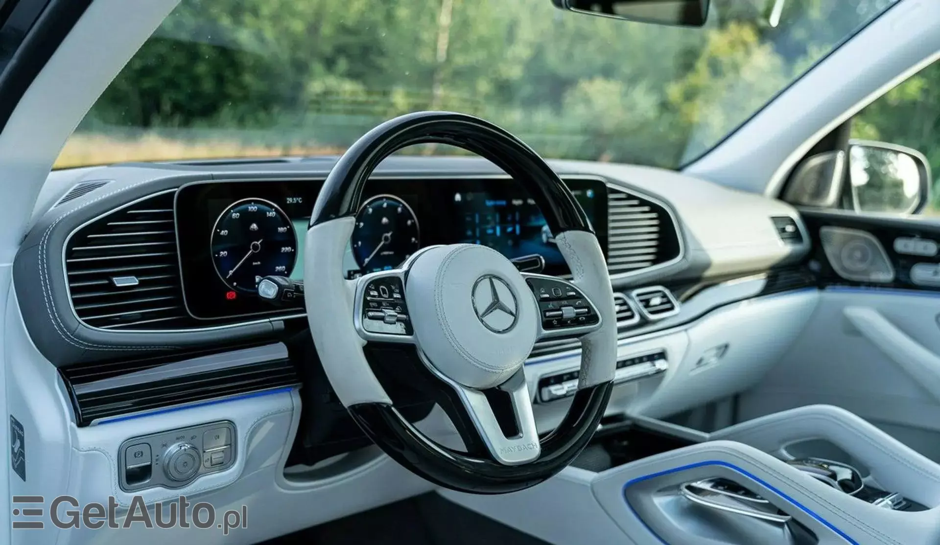 MERCEDES-BENZ GLS Maybach 