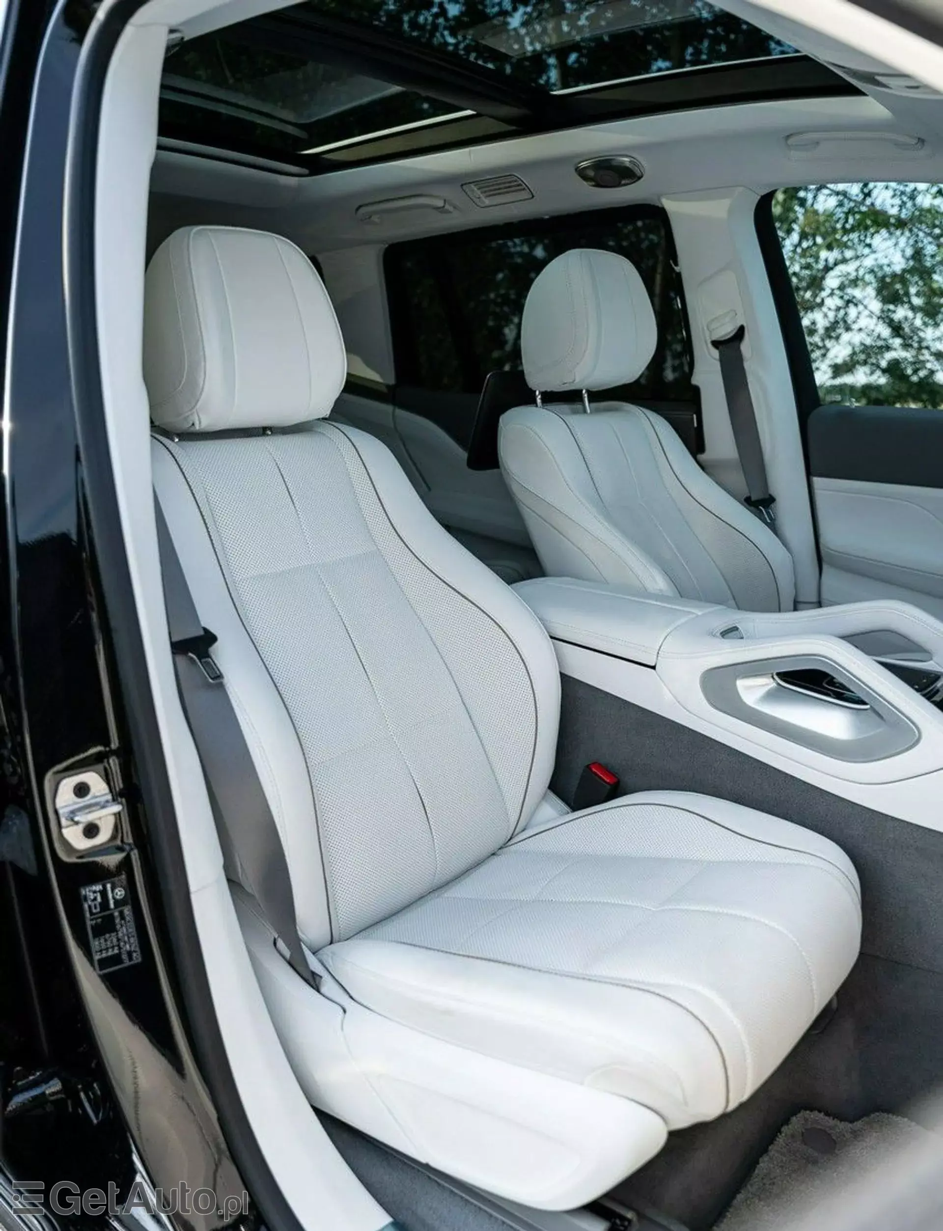 MERCEDES-BENZ GLS Maybach 