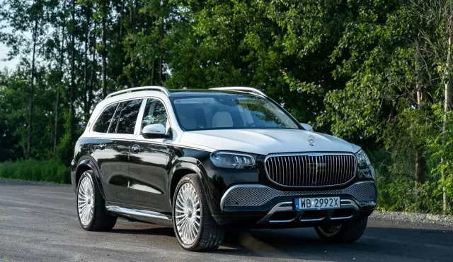 MERCEDES-BENZ GLS Maybach 