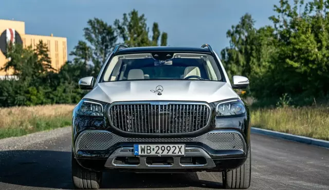 MERCEDES-BENZ GLS Maybach 