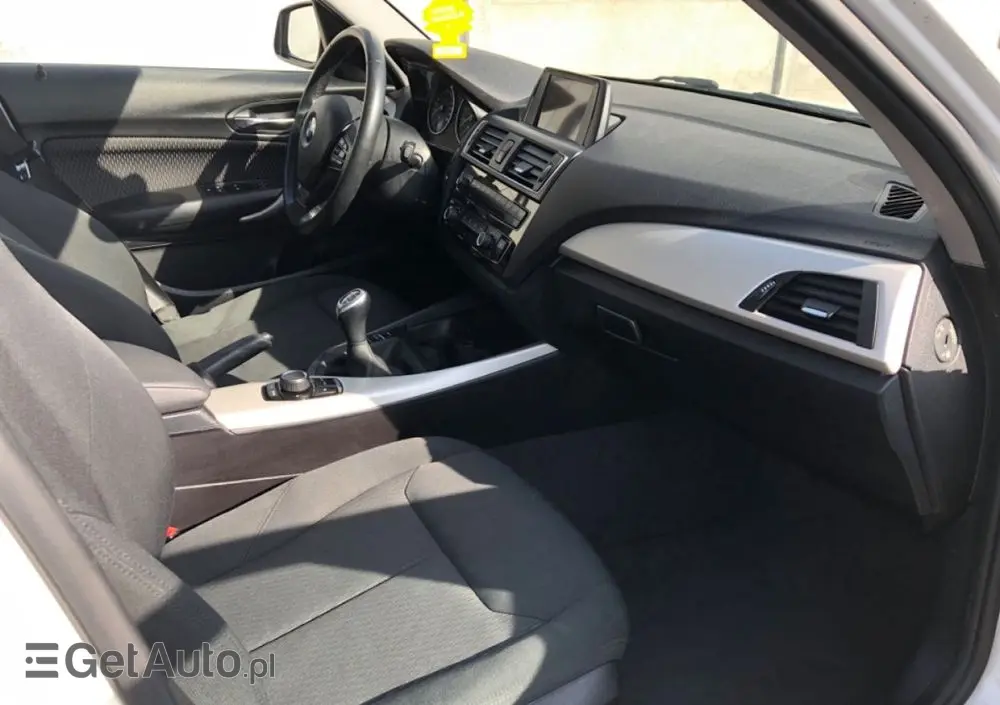 BMW Seria 1 116i Advantage