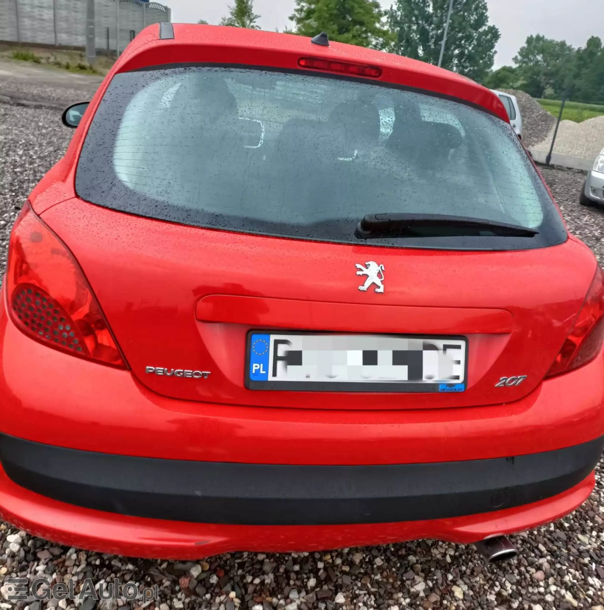 PEUGEOT 207 