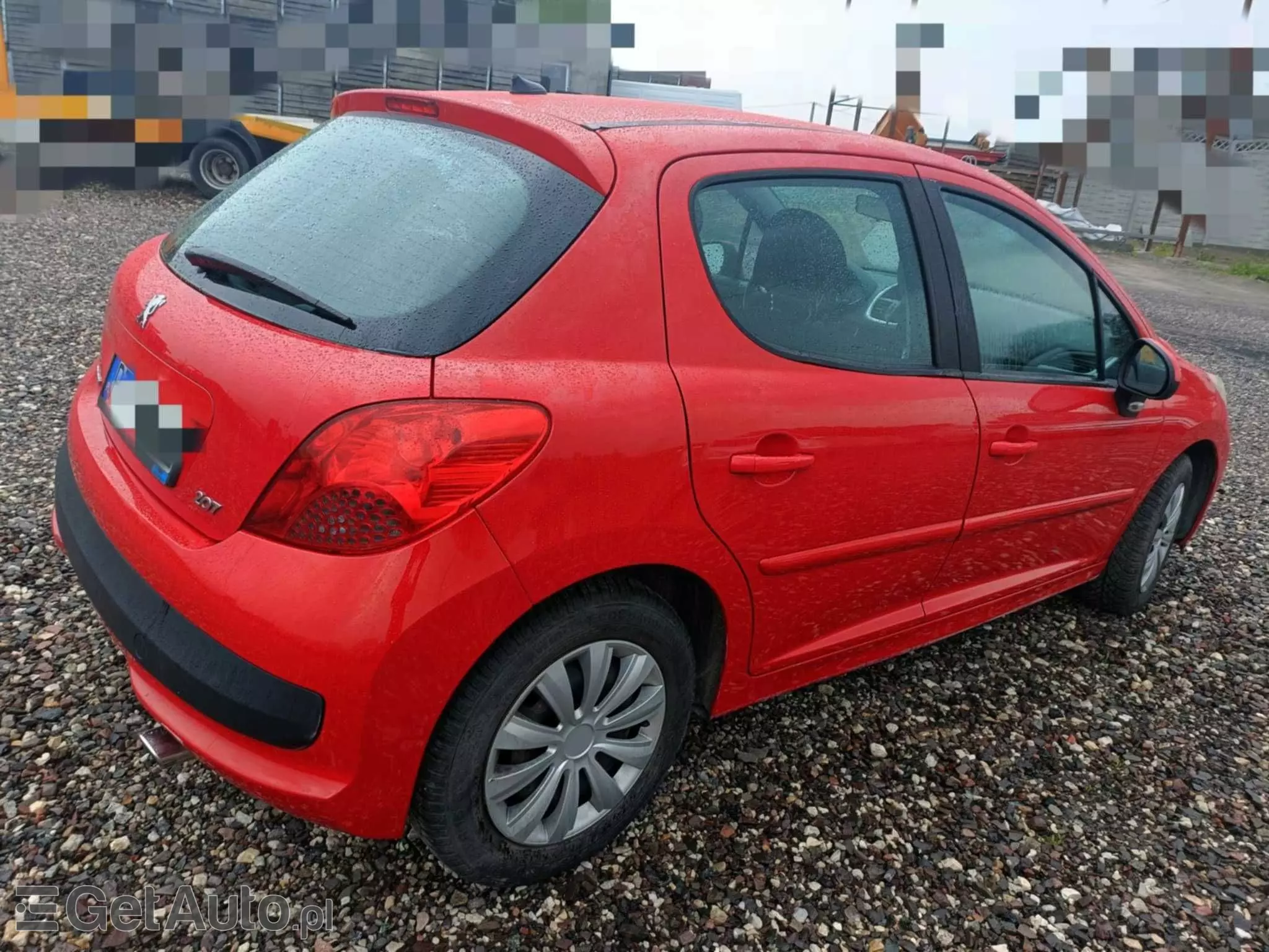 PEUGEOT 207 