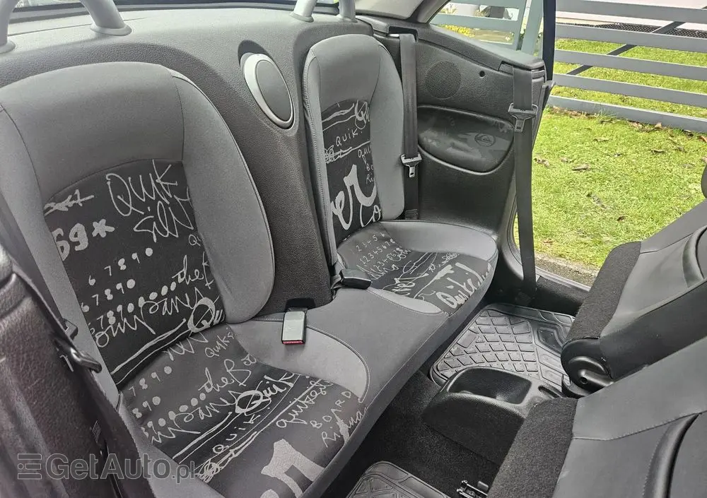 PEUGEOT 206 1.6 Quiksilver