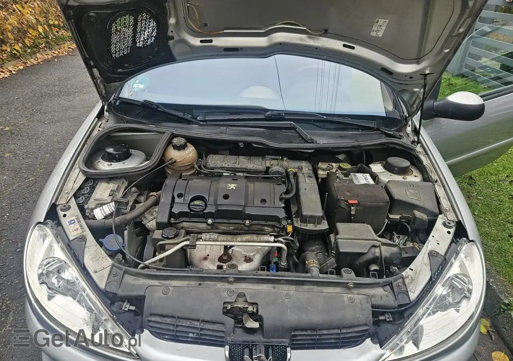 PEUGEOT 206 1.6 Quiksilver