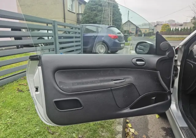 PEUGEOT 206 1.6 Quiksilver