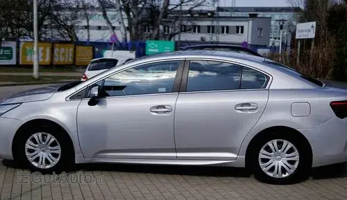 TOYOTA Avensis 