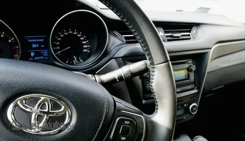 TOYOTA Avensis 