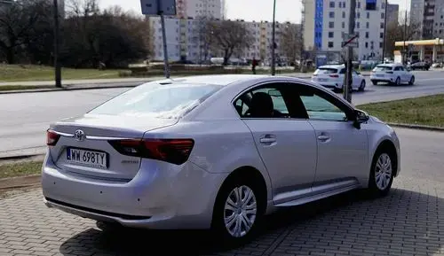 TOYOTA Avensis 
