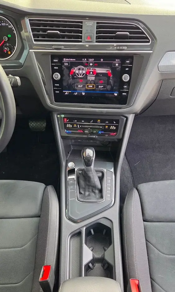 VOLKSWAGEN Tiguan 2.0 TDI SCR Life DSG