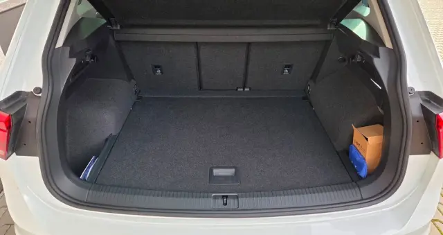 VOLKSWAGEN Tiguan 2.0 TDI SCR Life DSG