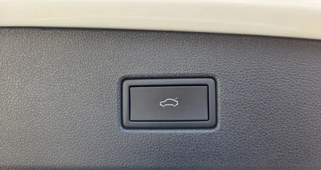 VOLKSWAGEN Tiguan 2.0 TDI SCR Life DSG