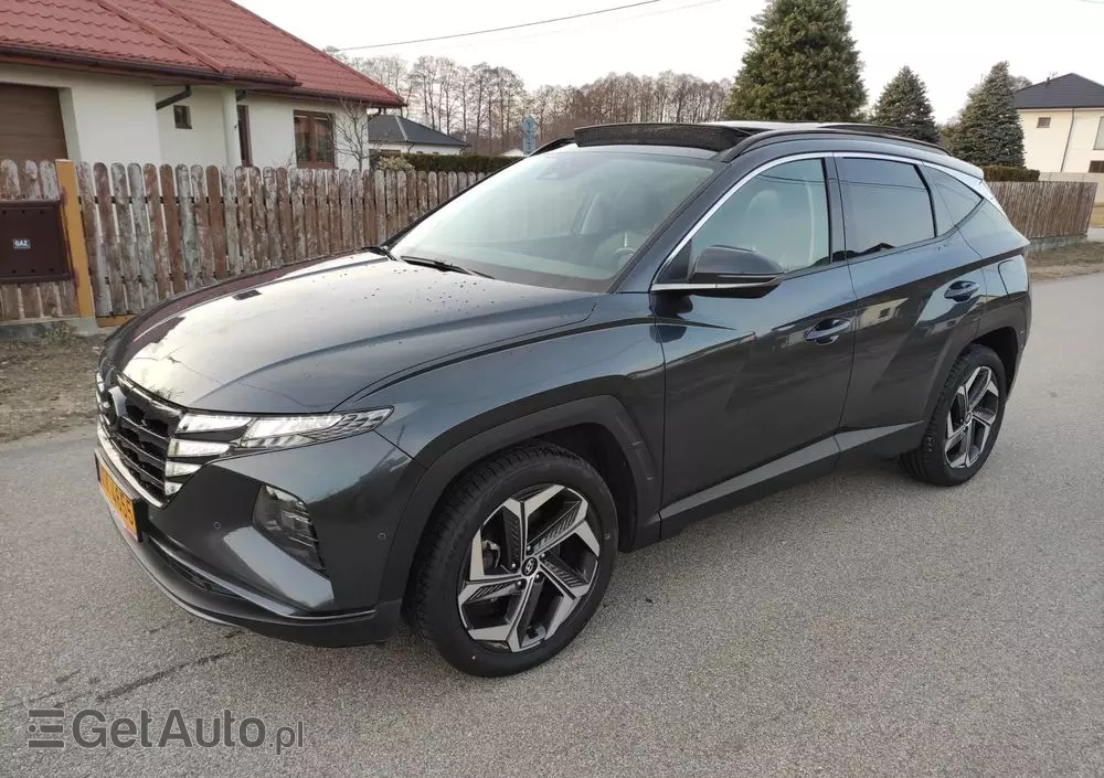 HYUNDAI Tucson 1.6 T-GDi HEV Executive 2WD