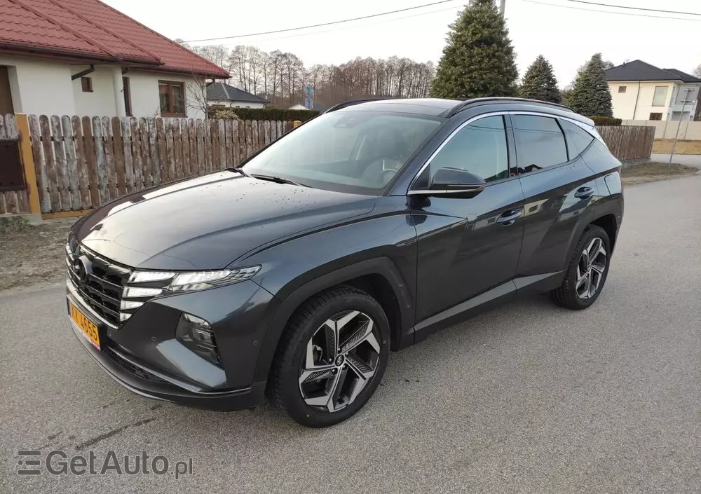 HYUNDAI Tucson 1.6 T-GDi HEV Executive 2WD