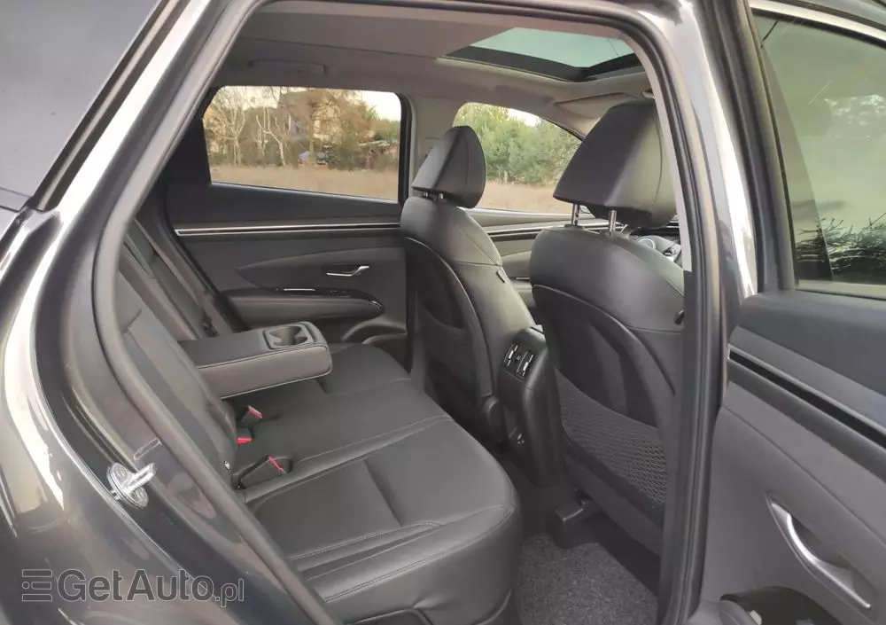 HYUNDAI Tucson 1.6 T-GDi HEV Executive 2WD