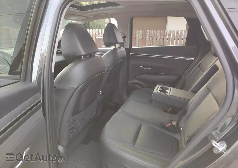 HYUNDAI Tucson 1.6 T-GDi HEV Executive 2WD