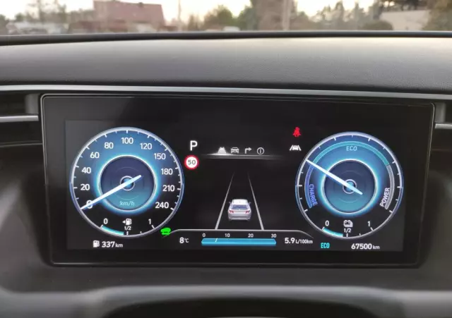 HYUNDAI Tucson 1.6 T-GDi HEV Executive 2WD