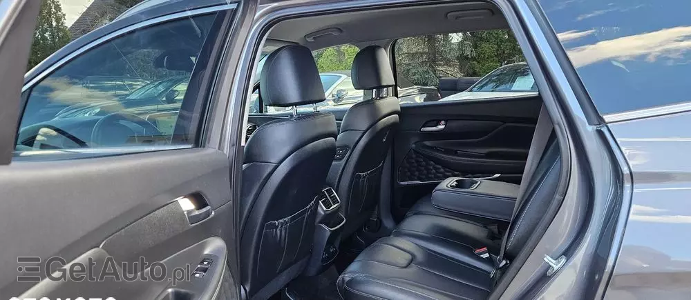 HYUNDAI Santa Fe 2.0 CRDi Premium 4WD