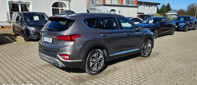 HYUNDAI Santa Fe 2.0 CRDi Premium 4WD