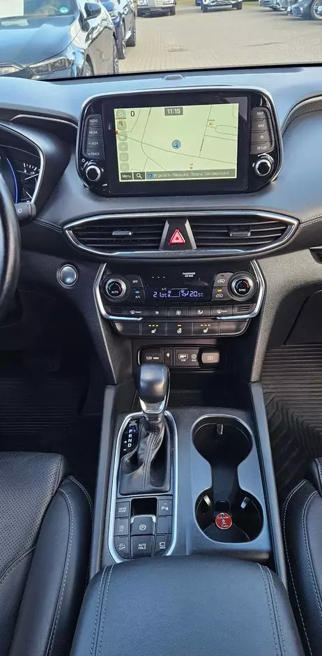 HYUNDAI Santa Fe 2.0 CRDi Premium 4WD