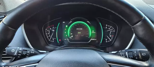 HYUNDAI Santa Fe 2.0 CRDi Premium 4WD