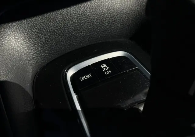 TOYOTA Corolla 1.5 Comfort MS