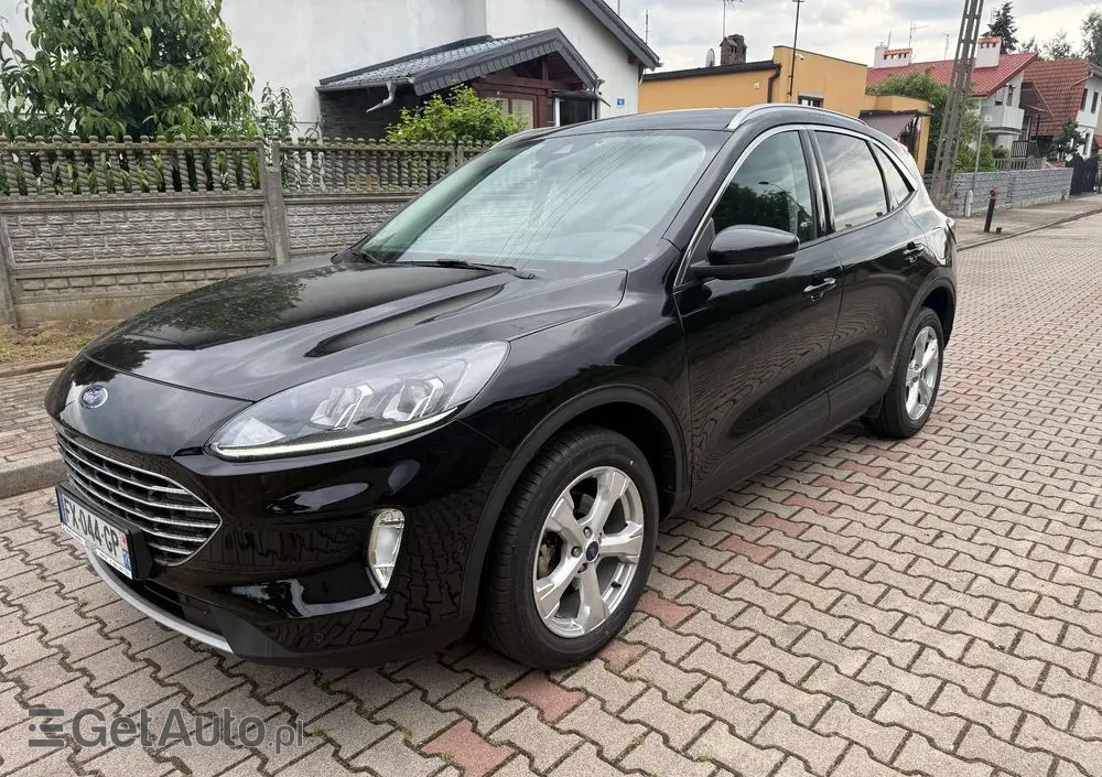 FORD Kuga 2.5 Duratec FHEV TITANIUM