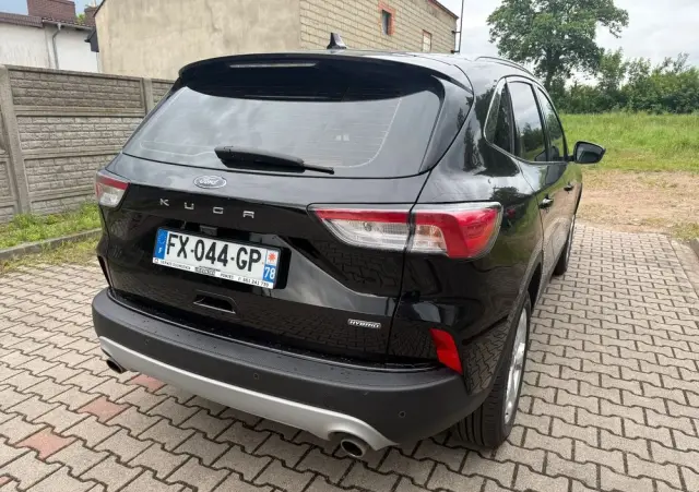 FORD Kuga 2.5 Duratec FHEV TITANIUM