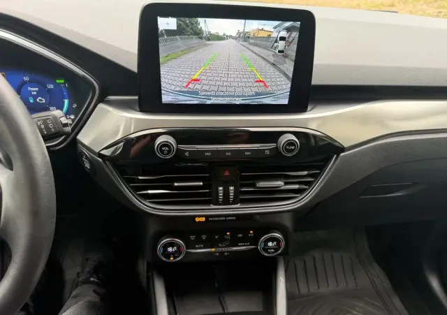 FORD Kuga 2.5 Duratec FHEV TITANIUM