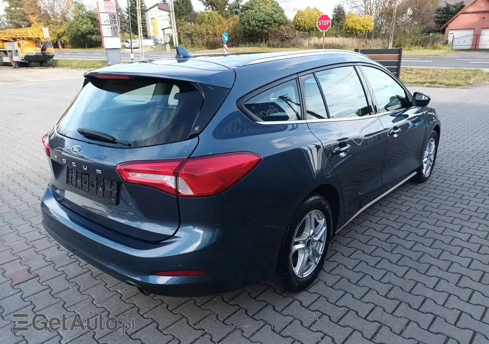 FORD Focus 1.0 EcoBoost Titanium ASS PowerShift