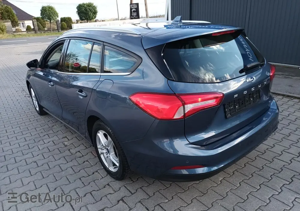 FORD Focus 1.0 EcoBoost Titanium ASS PowerShift